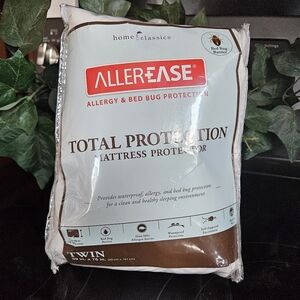 ALLEREASE mattress protector twin NEW